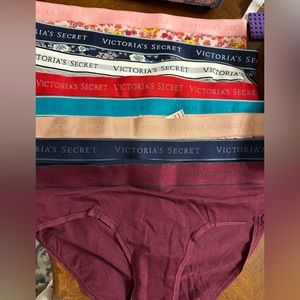 8 pair wide waist